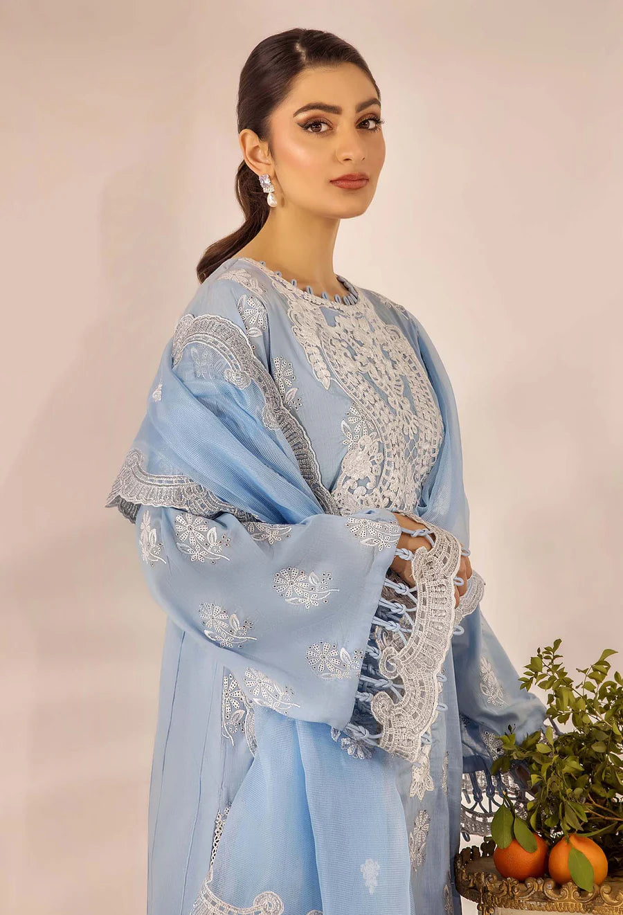 CHIKANKARI 4778