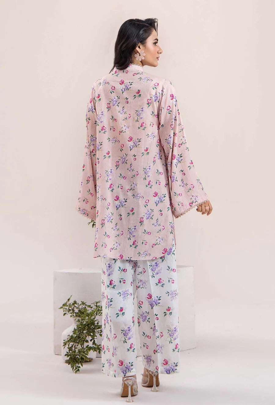 PRINT'S 02210