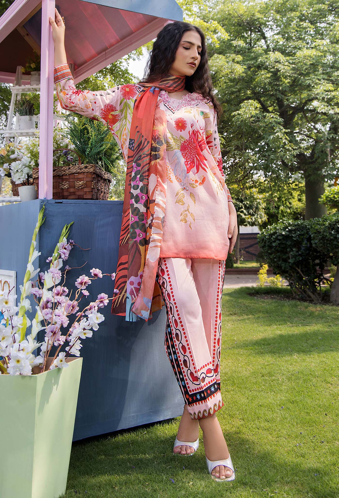 PRINTS 2038